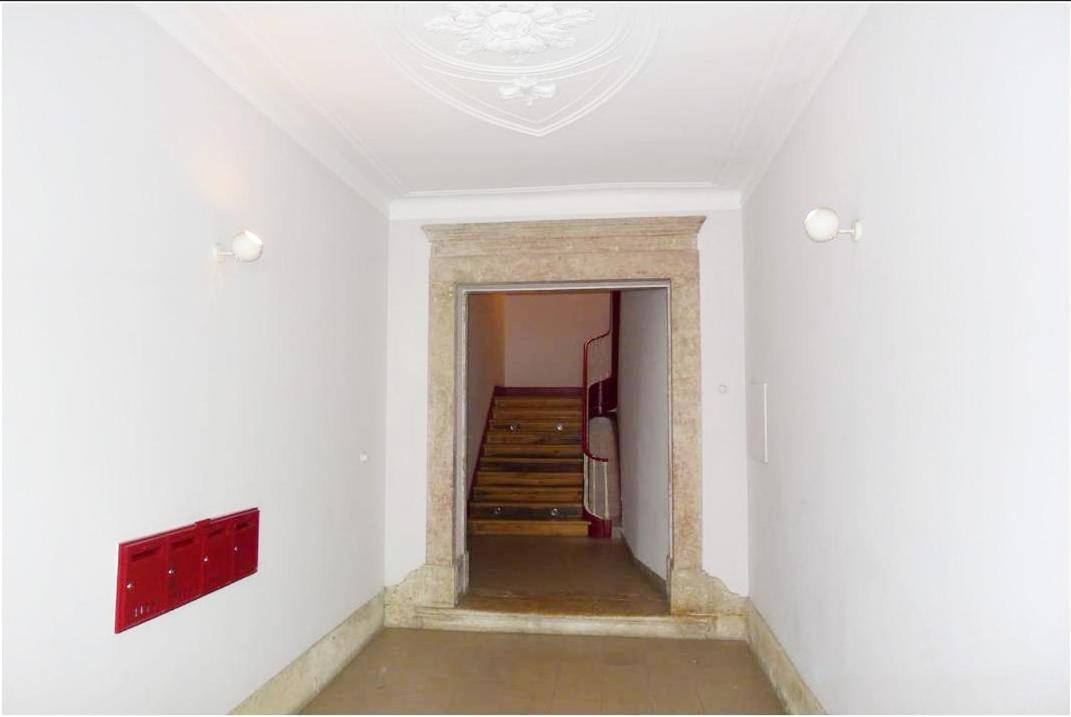 リスボンGuestready - Rare Terrace Apt, Historic Centerアパートメント エクステリア 写真